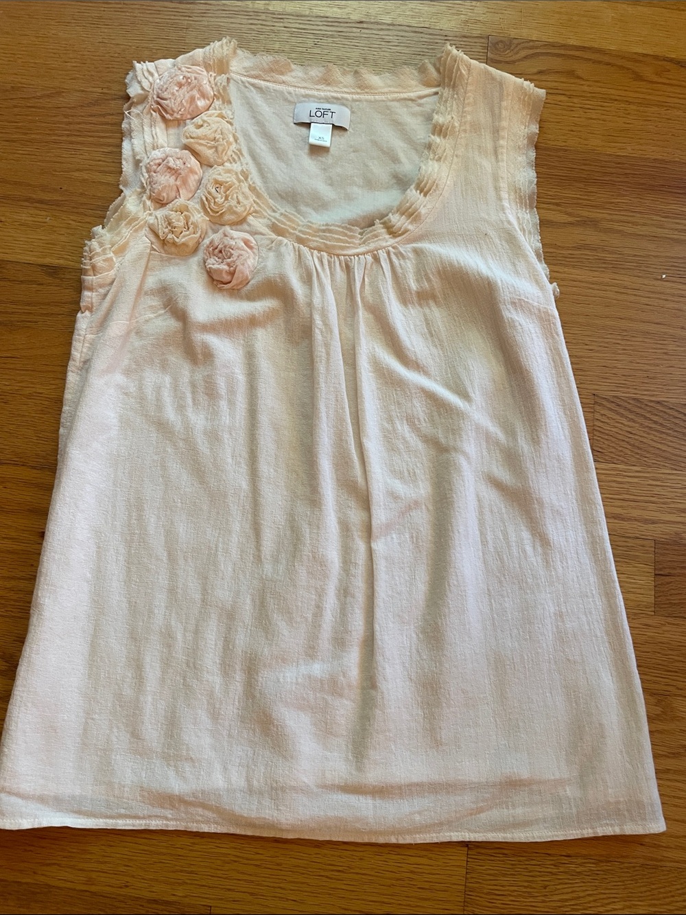 LOFT Peach Sleeveless Tank with Floral Appliqué